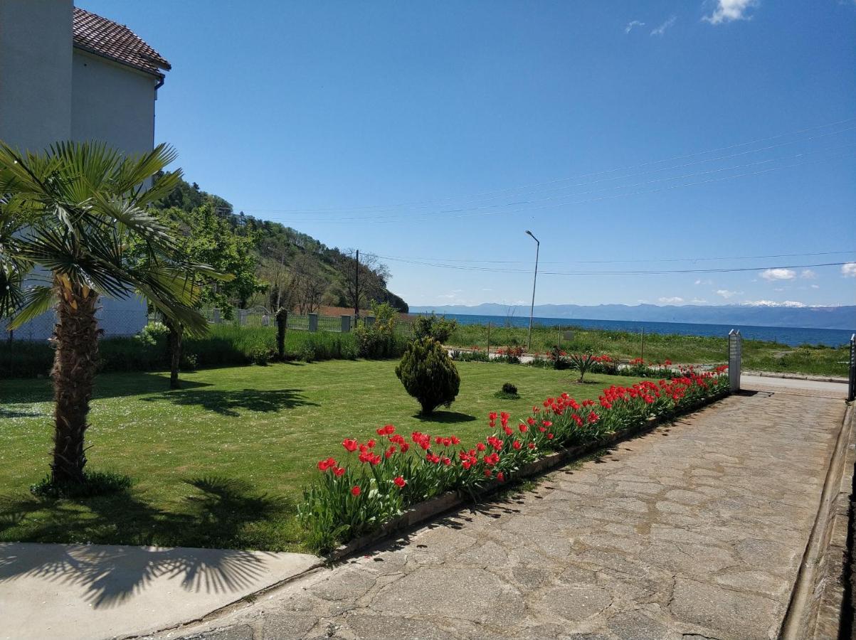 Apartments Three Ohrid Extérieur photo